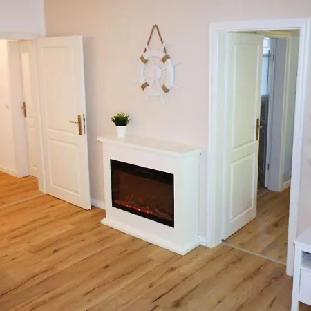 Comfy With 1 Bedroom And Balcony 134 Appartamento
