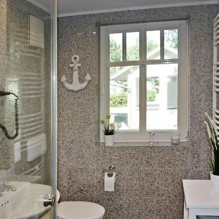 Comfy With 1 Bedroom And Balcony 134 Apartment Binz